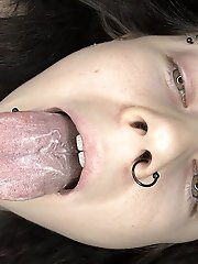 Experienced hellcats are exposing their hot body on cam