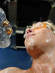 Mature beauty Lisa exhibits her urination play during a wild gang encounter