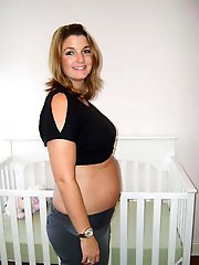 Fantastical mature ladies like oral sex