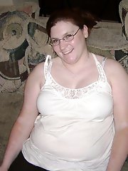 Dissolute aged MILFs are masturbating